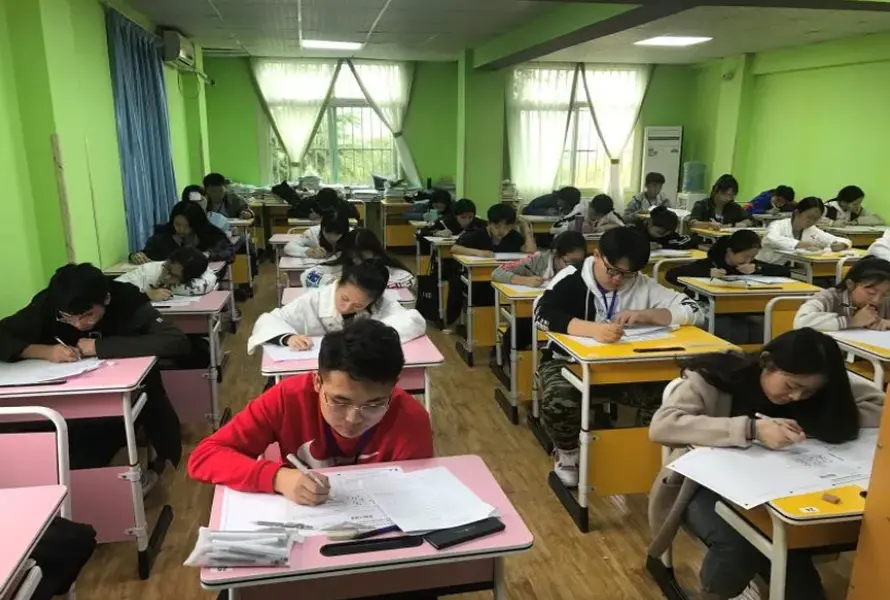 大华智优高考补习校园环境2