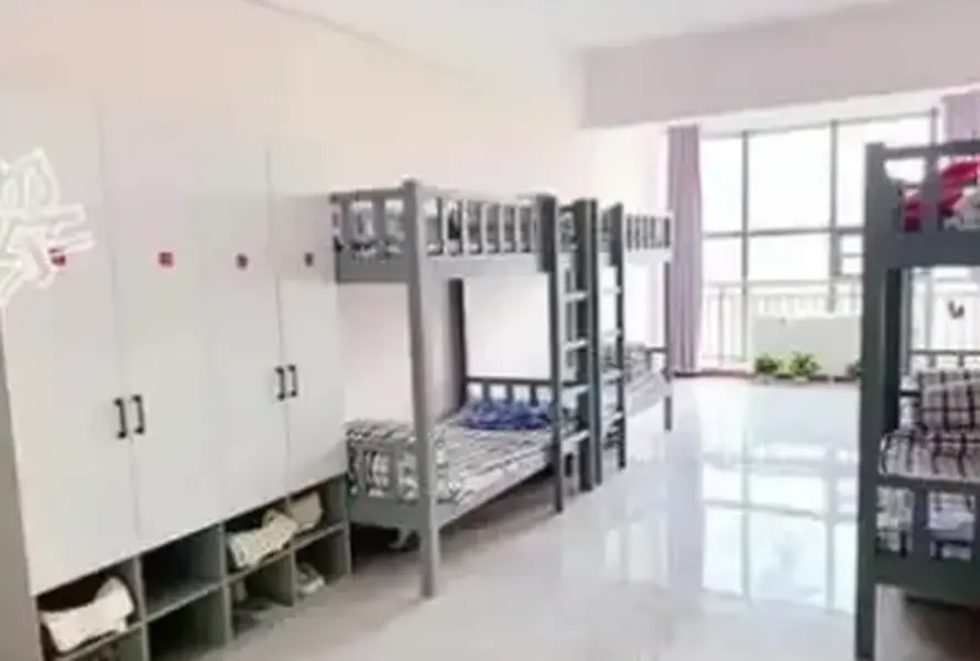 丁准高考补习学校校园环境3